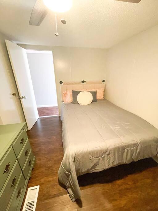 Centrally Located 3 Bedroom West Monroe Exterior foto
